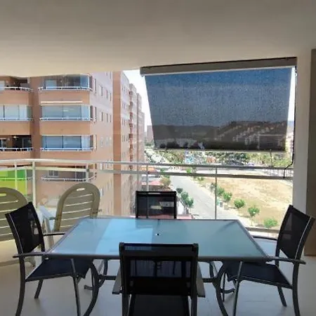 M723- Edificio Mondrian World, Select - Servhouse