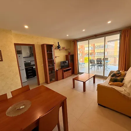 M723- Edificio Mondrian World, Select - Servhouse Apartman *