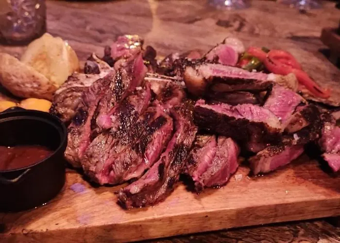 F7 - Edificio Mondrian World, Select - Servhouse *