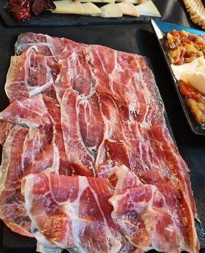 F7 - Edificio Mondrian World, Select - Servhouse Daire *