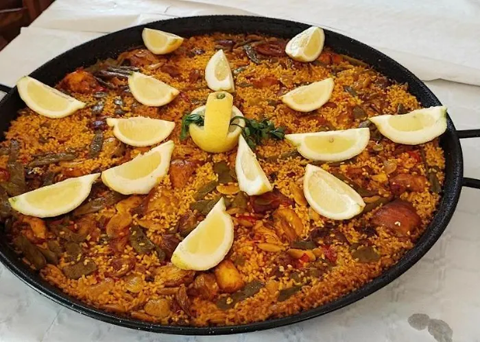 F7 - Edificio Mondrian World, Select - Servhouse * El Borseral