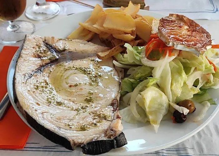 F7 - Edificio Mondrian World, Select - Servhouse *